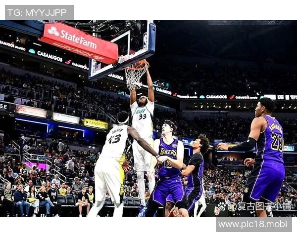 詹姆斯半场5中2仅得6分，东契奇15分5助攻带队咬住比分